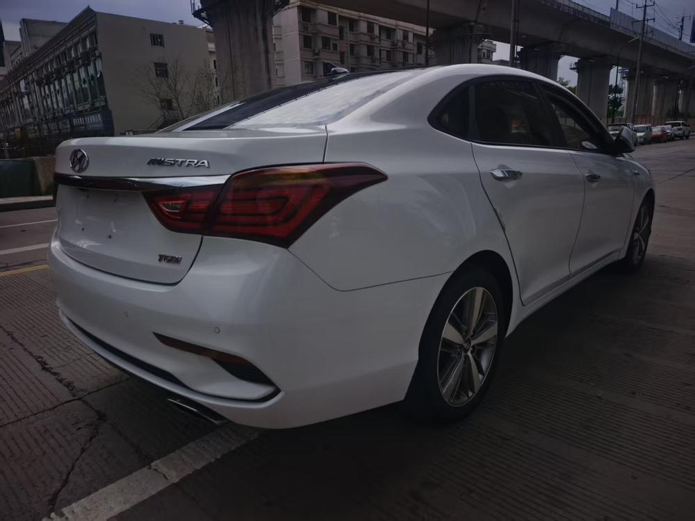 Hyundai Mistra