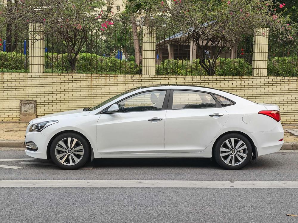 Hyundai Mistra