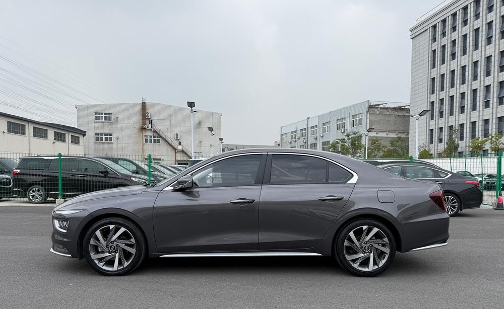 Hyundai Mistra