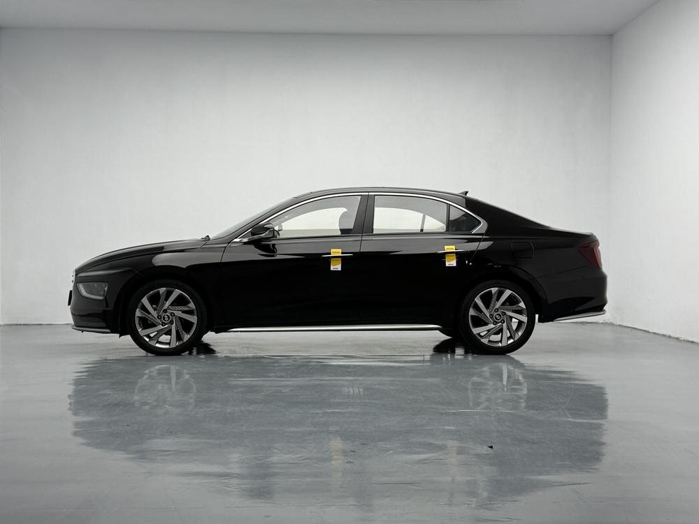 Hyundai Mistra