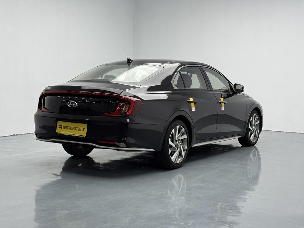 Hyundai Mistra