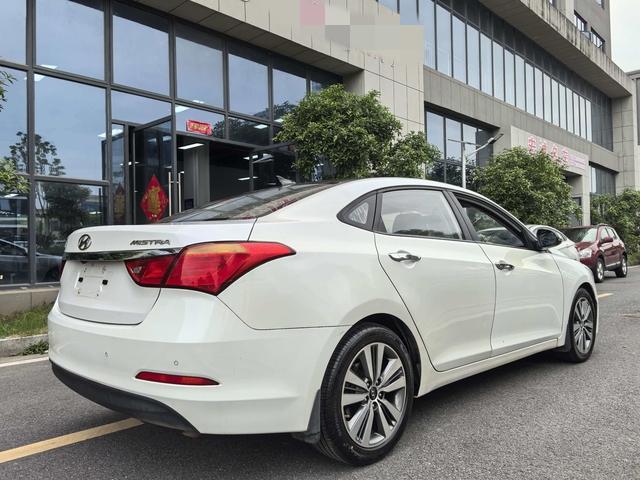 Hyundai Mistra