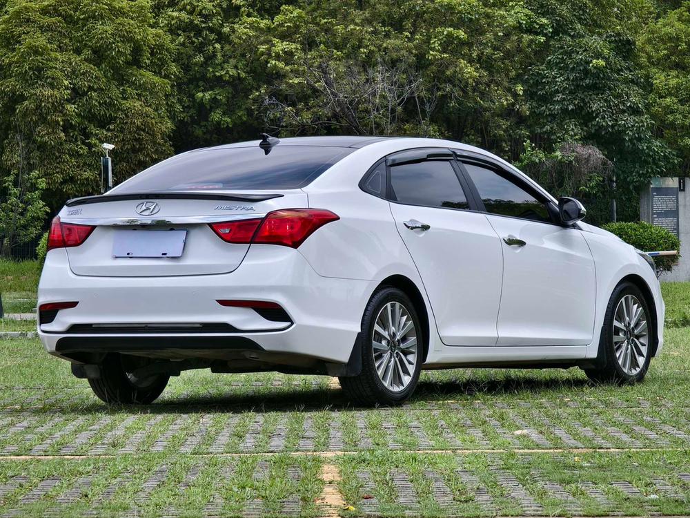 Hyundai Mistra