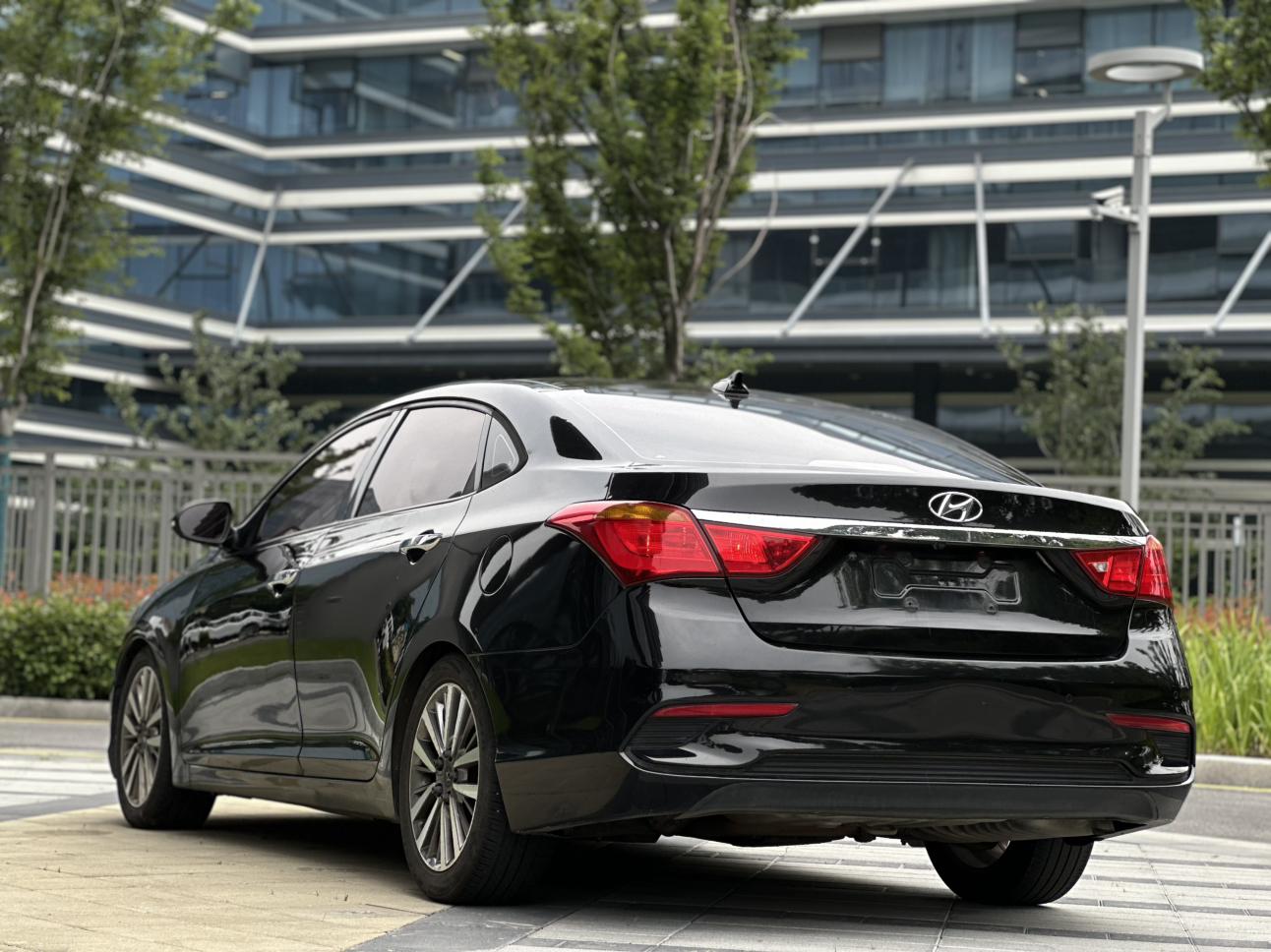 Hyundai Mistra