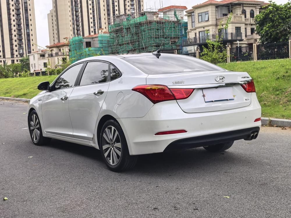 Hyundai Mistra