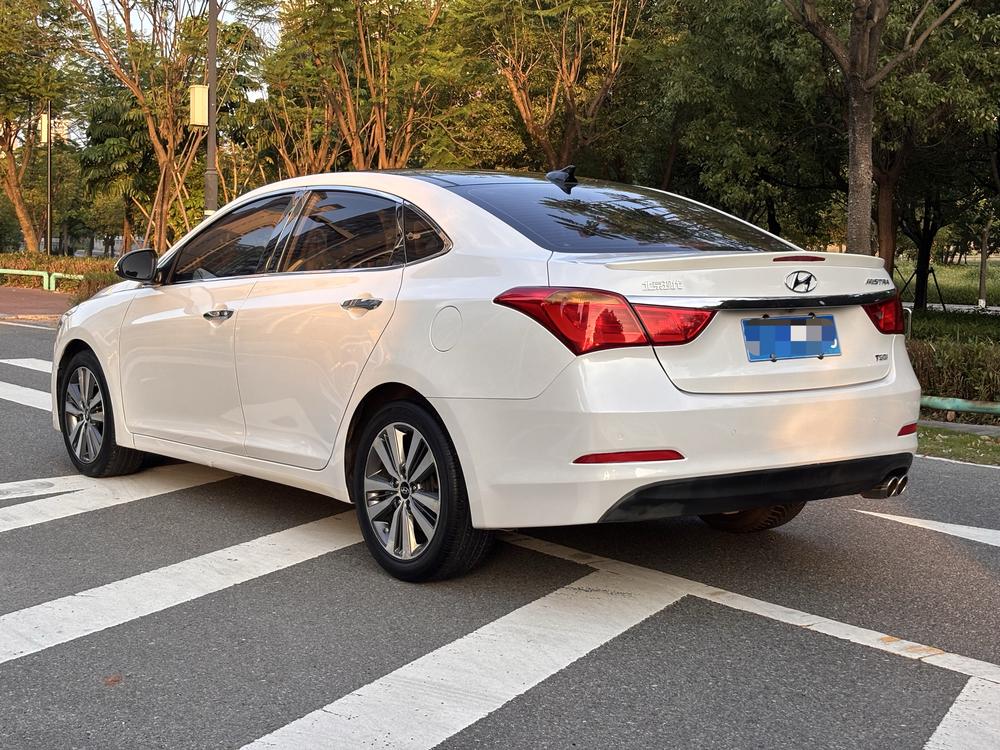 Hyundai Mistra