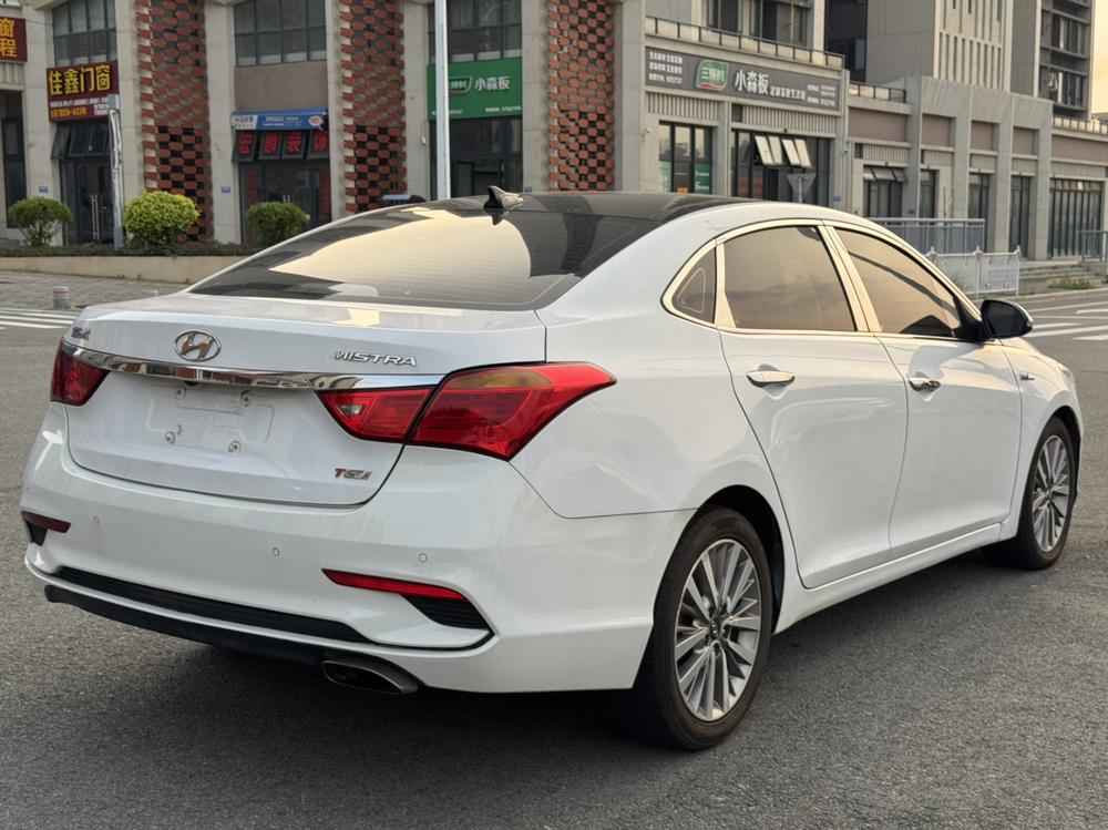 Hyundai Mistra