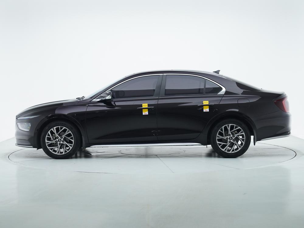 Hyundai Mistra