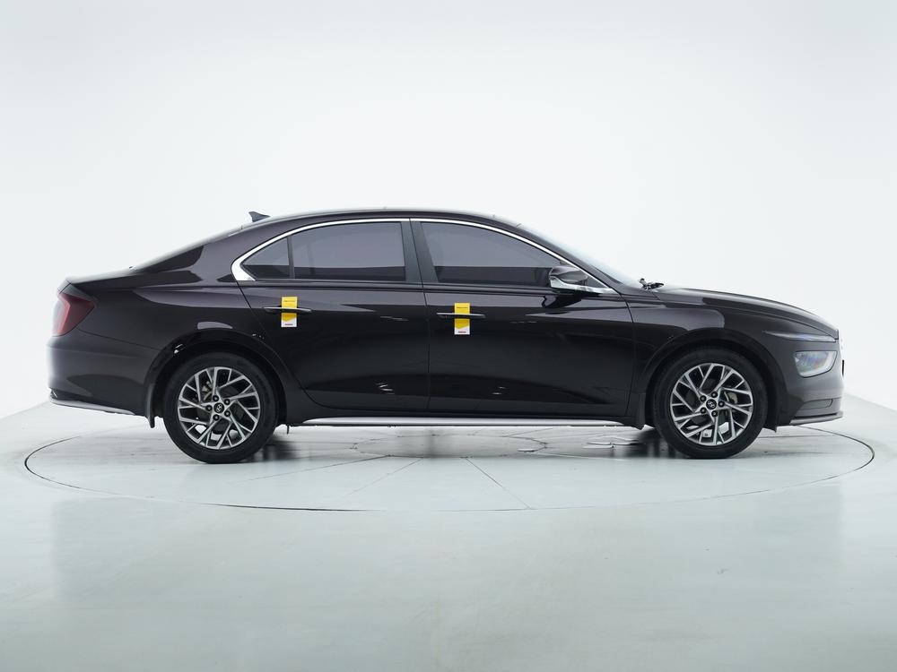 Hyundai Mistra