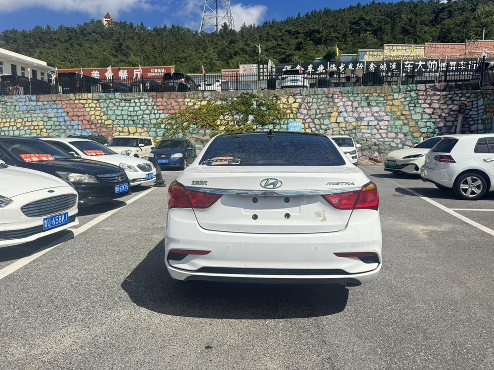 Hyundai Mistra