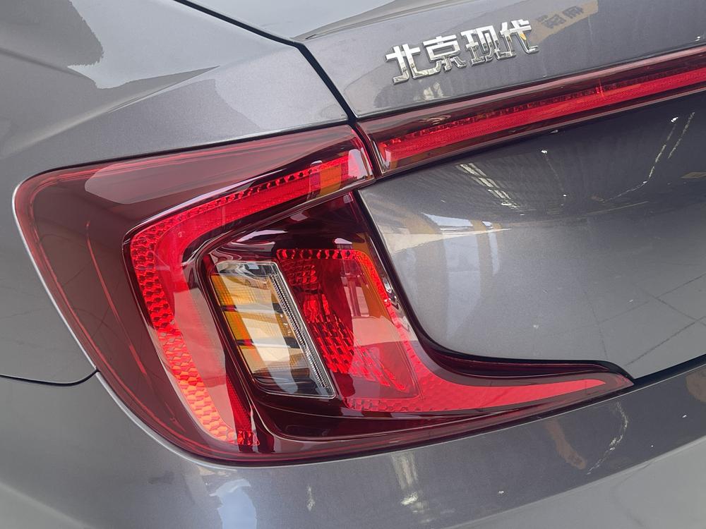 Hyundai Mistra