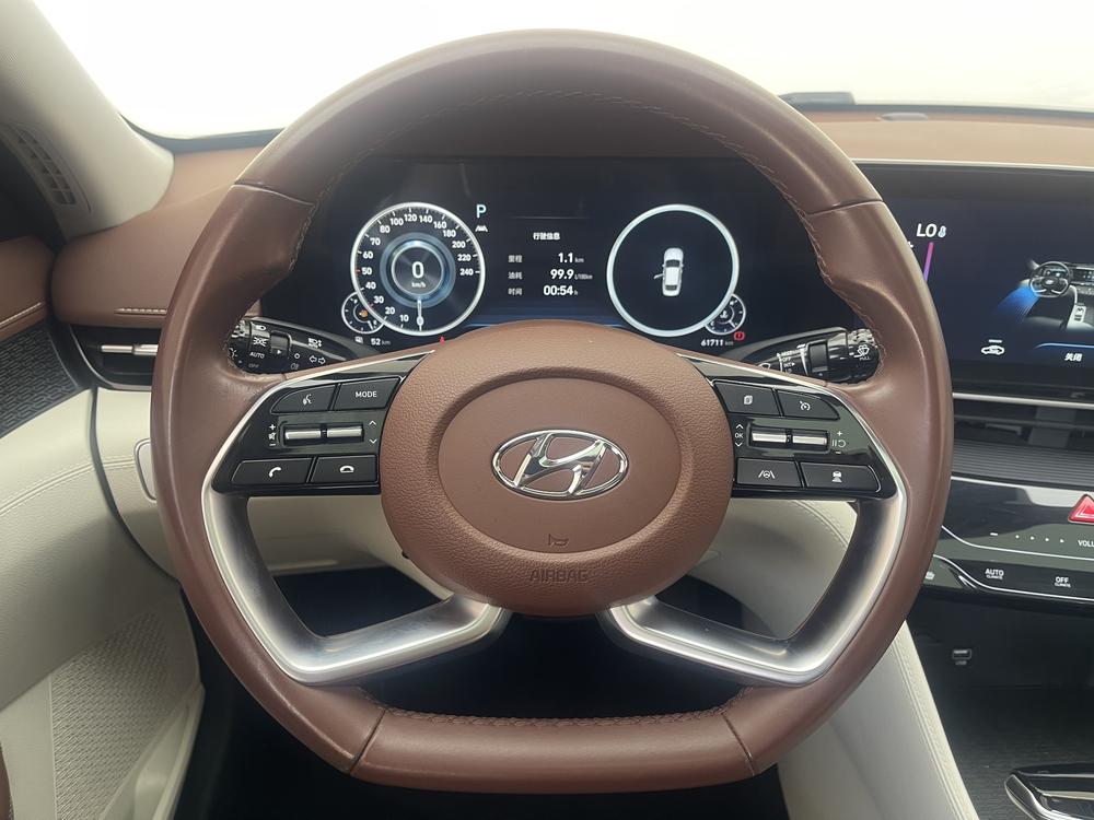 Hyundai Mistra