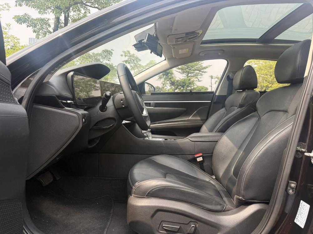 Hyundai Mistra