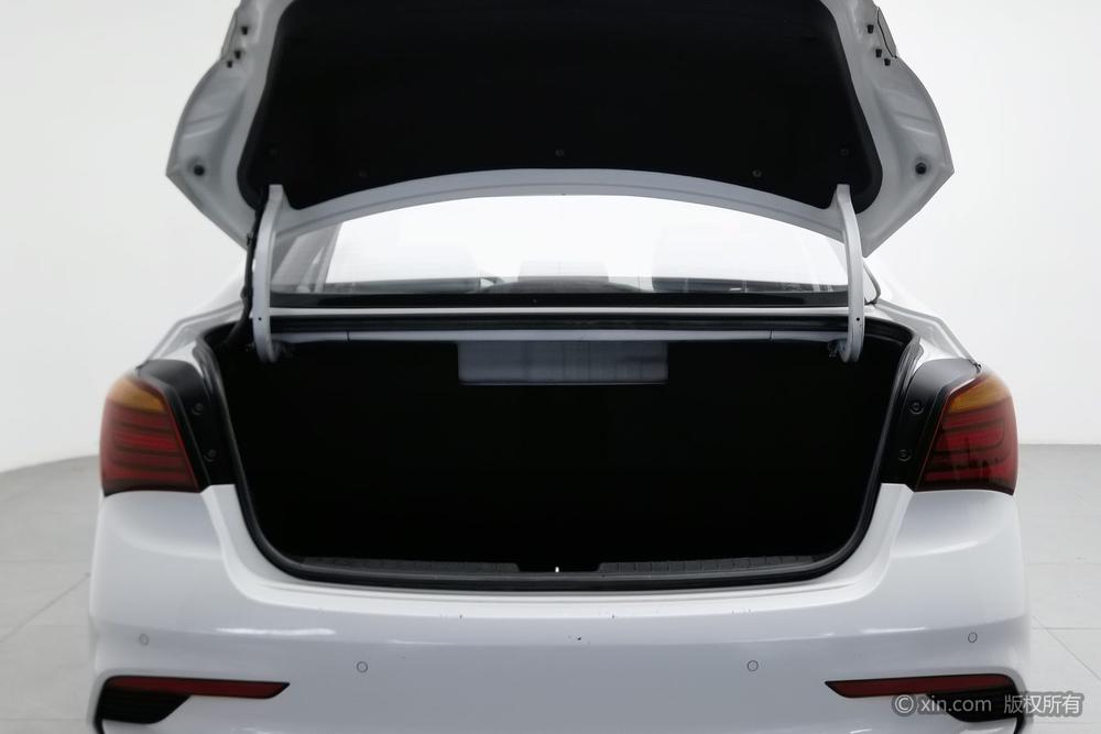 Hyundai Mistra