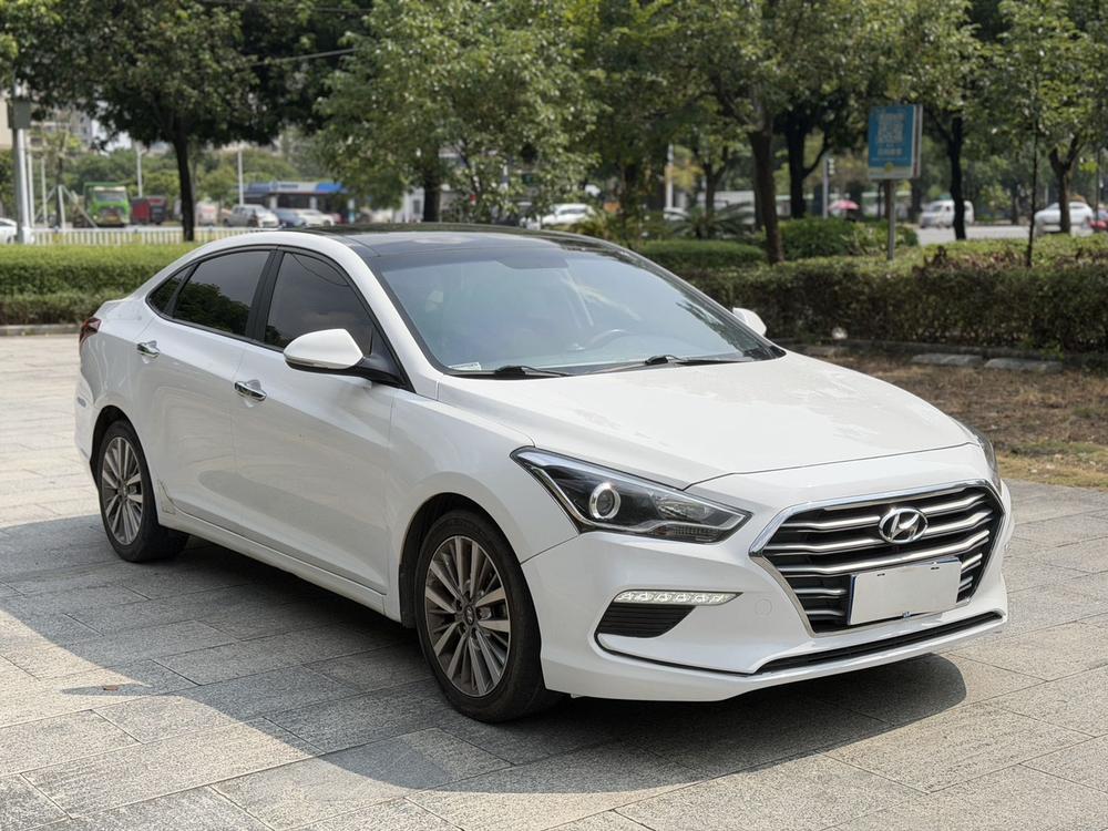 Hyundai Mistra