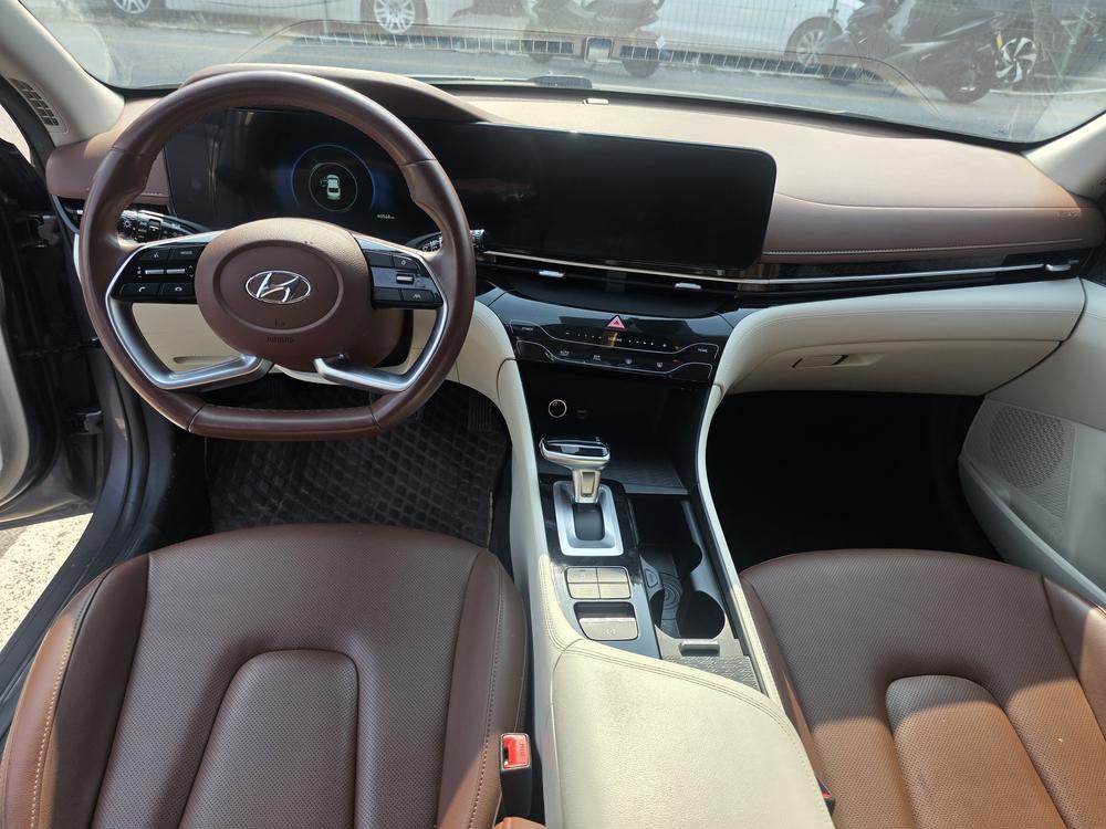 Hyundai Mistra