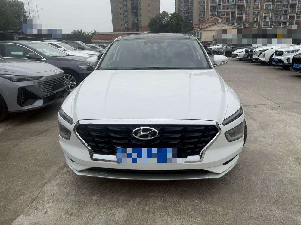 Hyundai Mistra