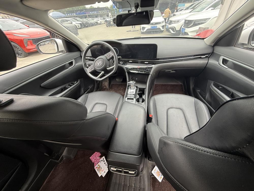 Hyundai Mistra