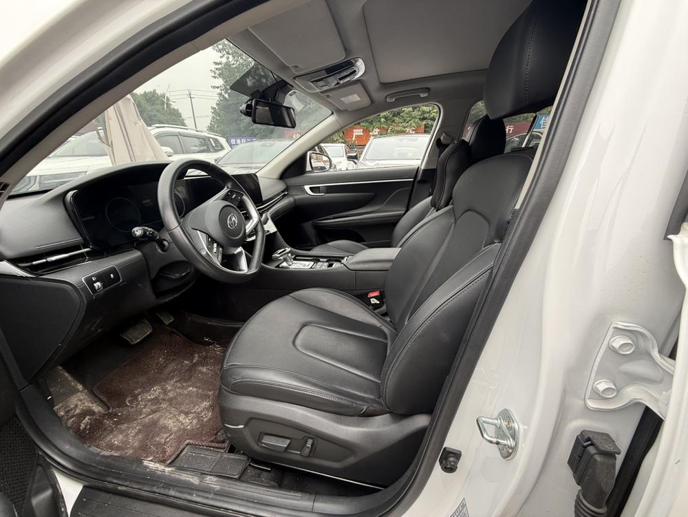 Hyundai Mistra