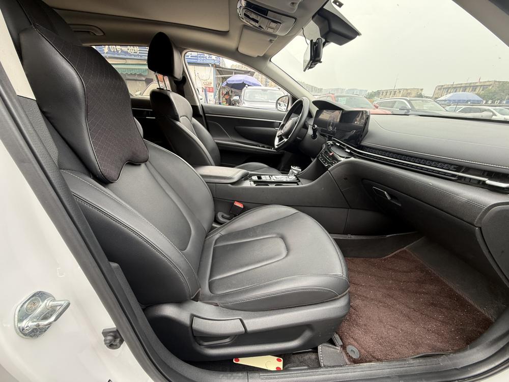 Hyundai Mistra