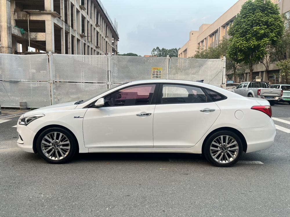 Hyundai Mistra