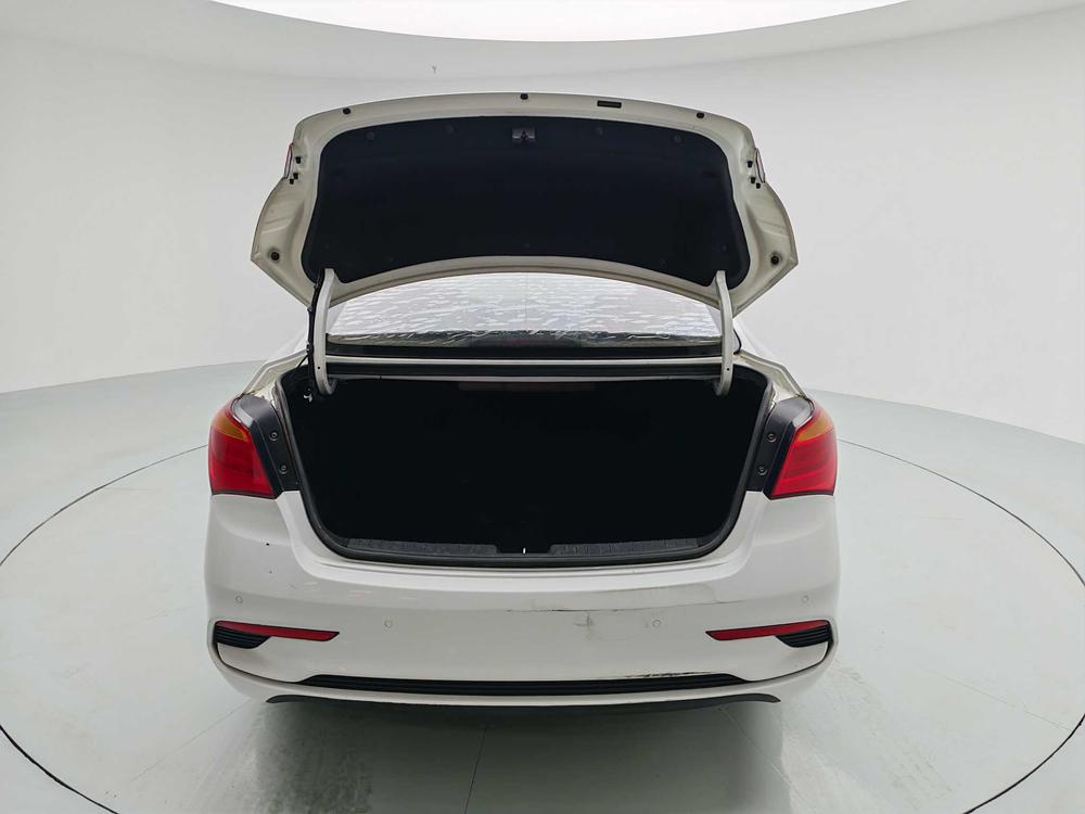 Hyundai Mistra