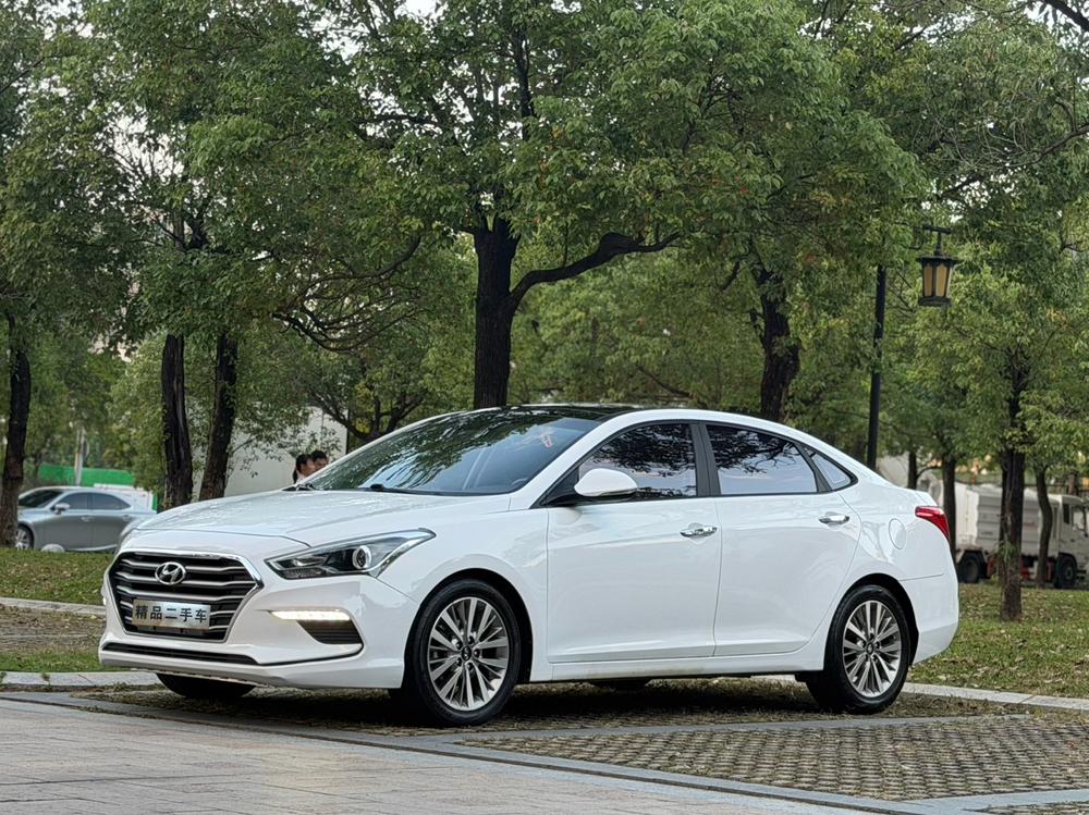 Hyundai Mistra