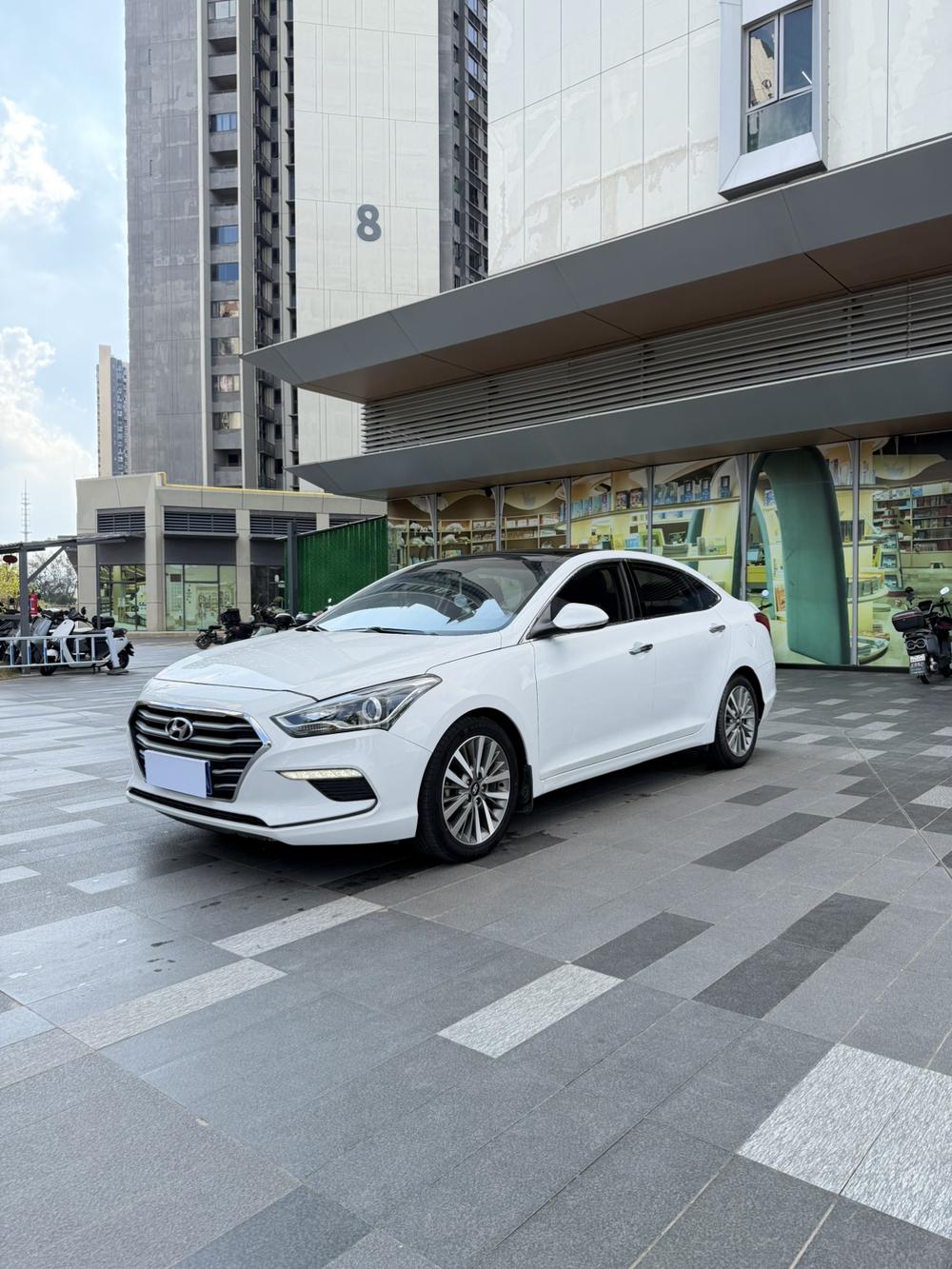 Hyundai Mistra