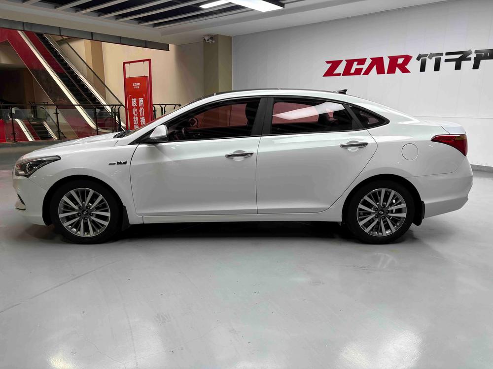 Hyundai Mistra