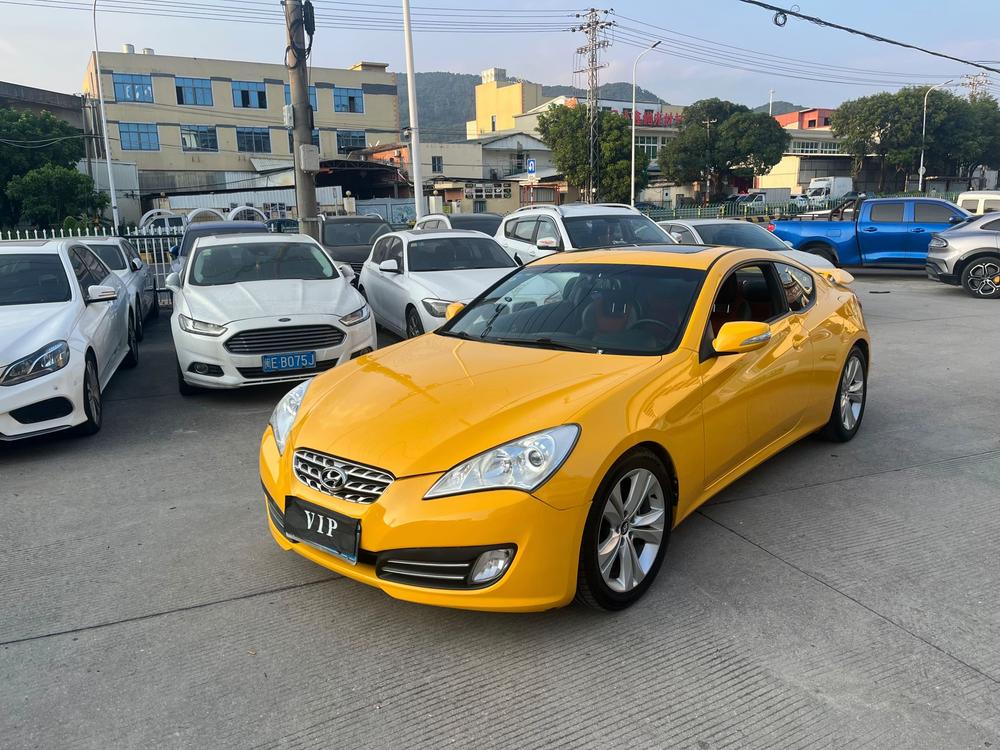 Hyundai Rohens-Coupe