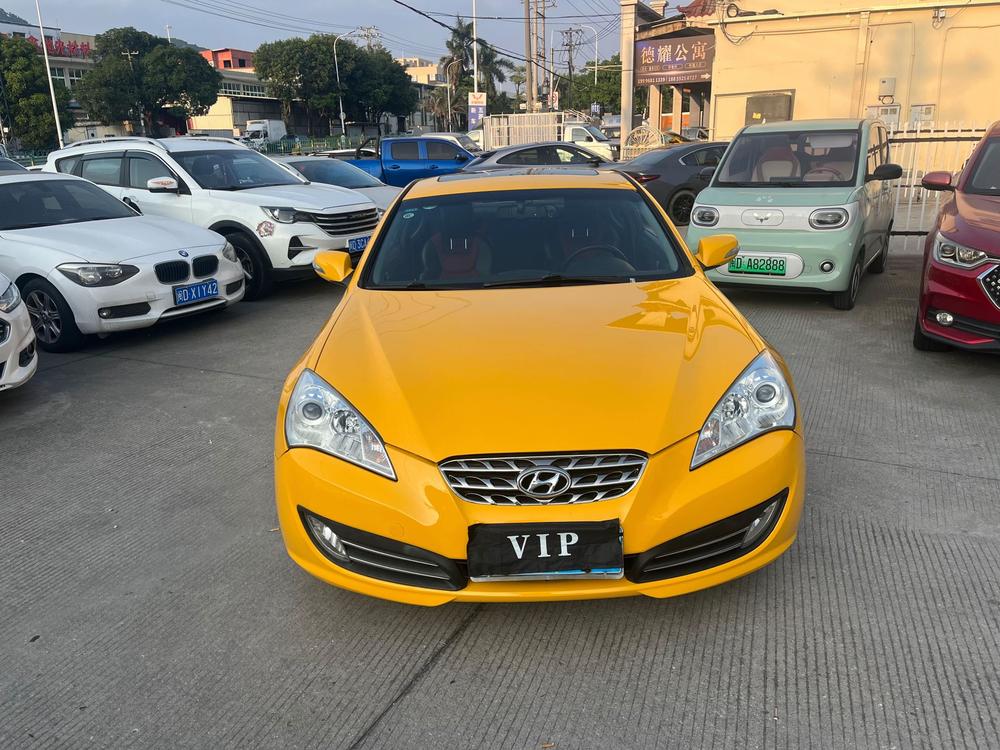 Hyundai Rohens-Coupe