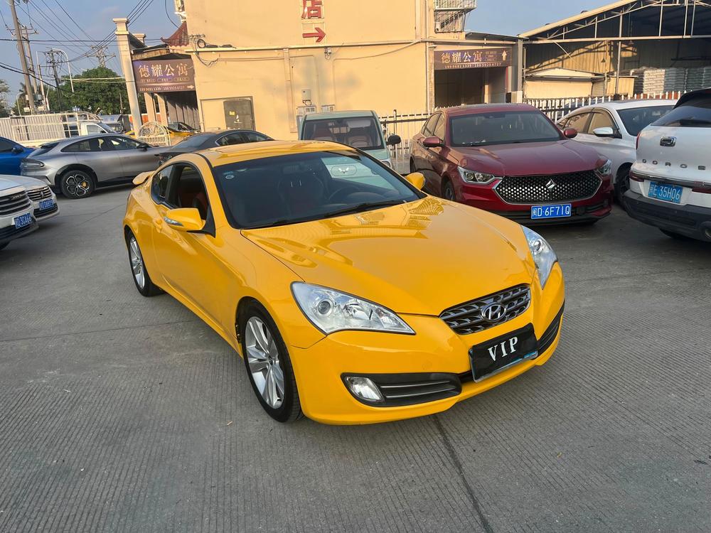 Hyundai Rohens-Coupe