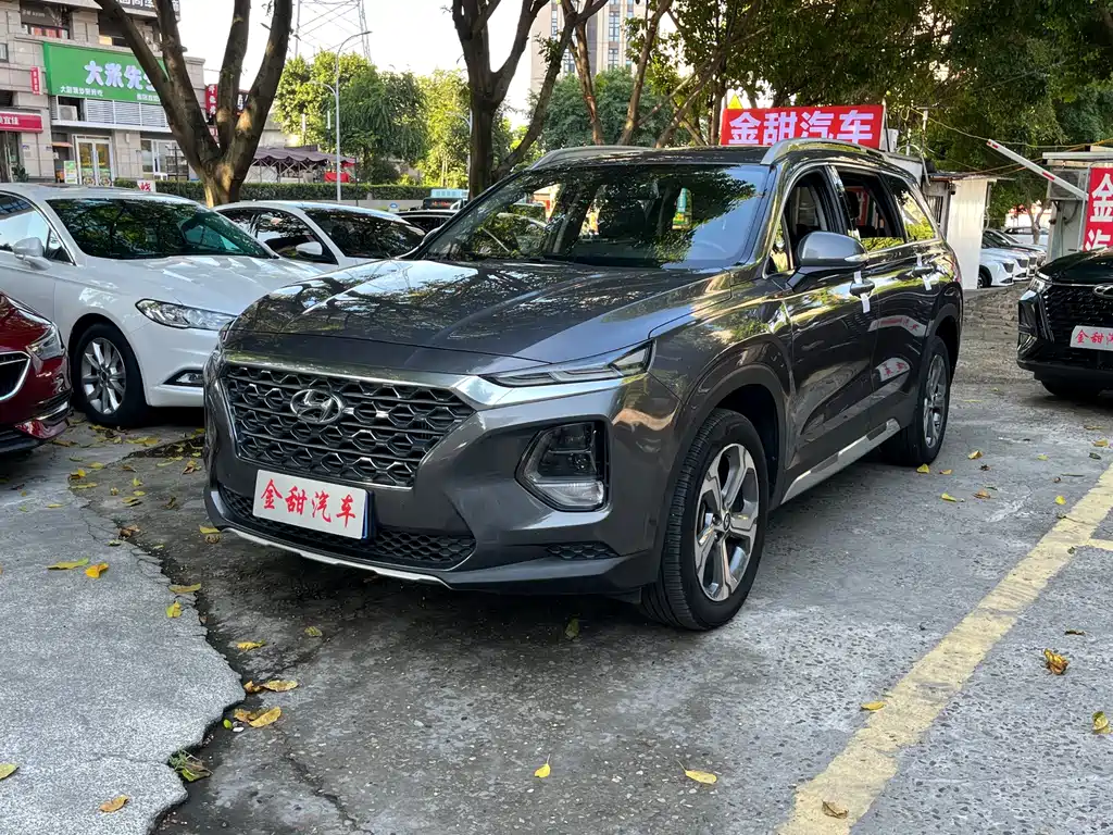 Hyundai Santa Fe