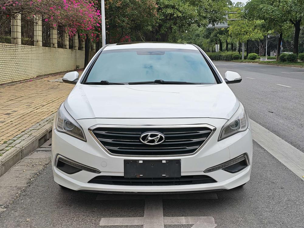 Hyundai Sonata LF