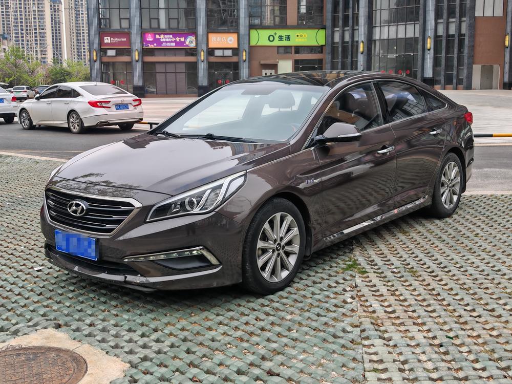 Hyundai Sonata LF
