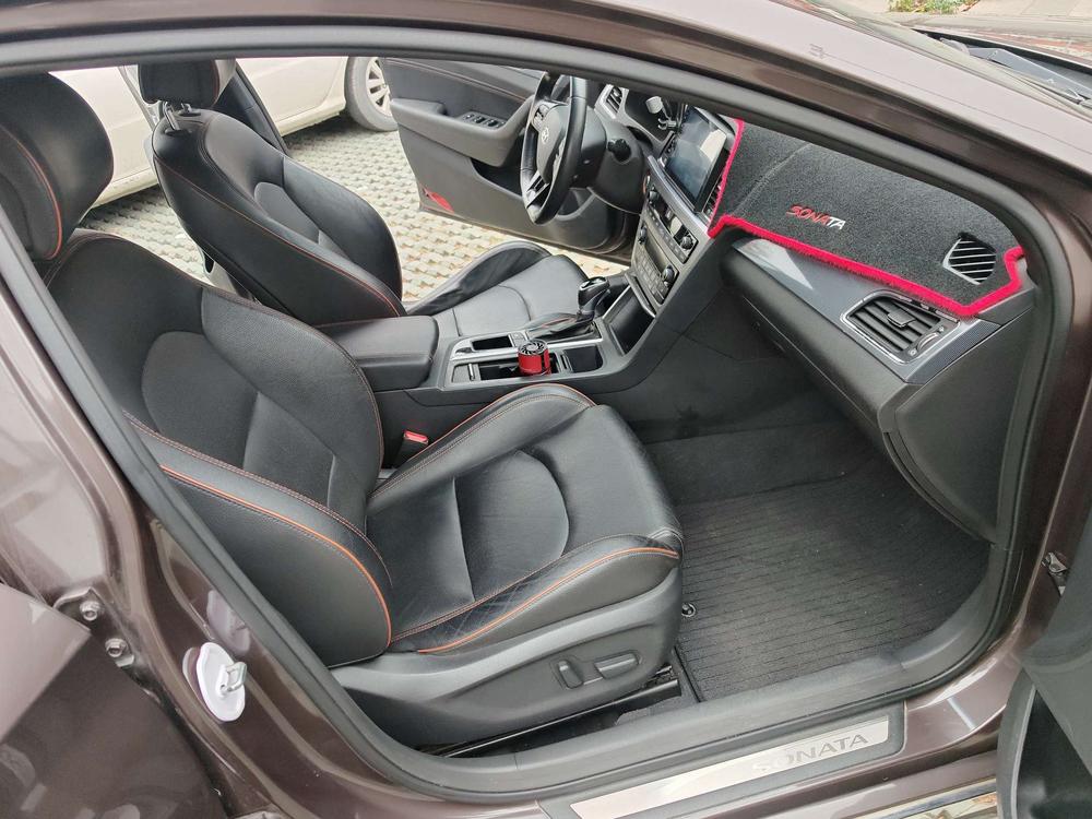 Hyundai Sonata LF