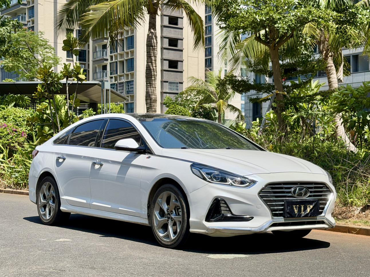 Hyundai Sonata LF