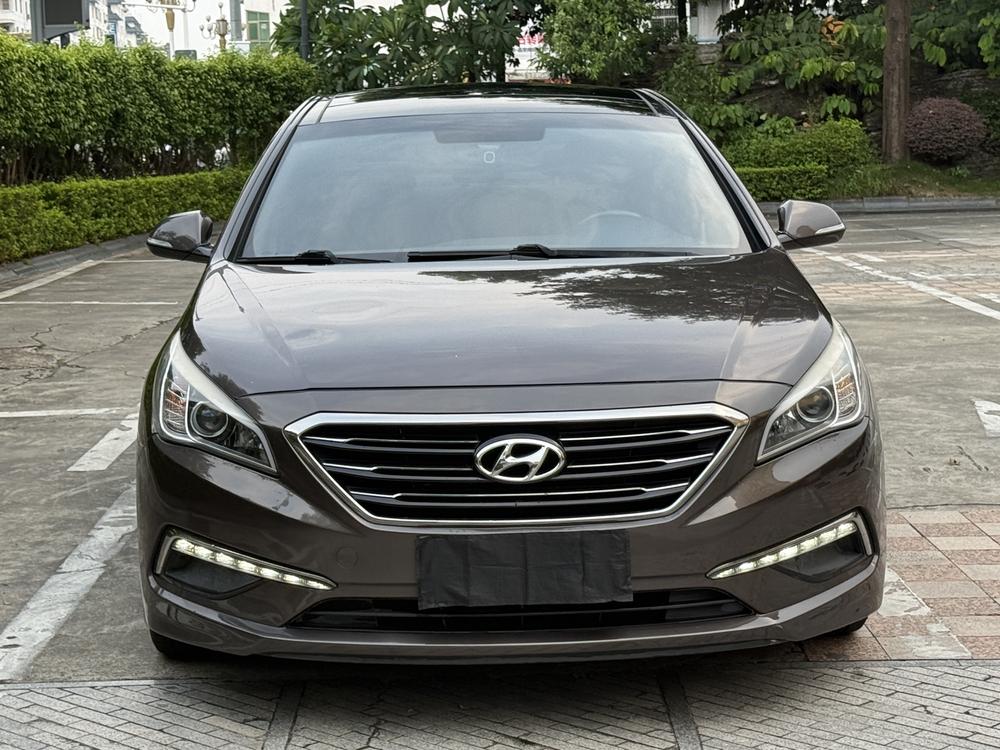 Hyundai Sonata LF