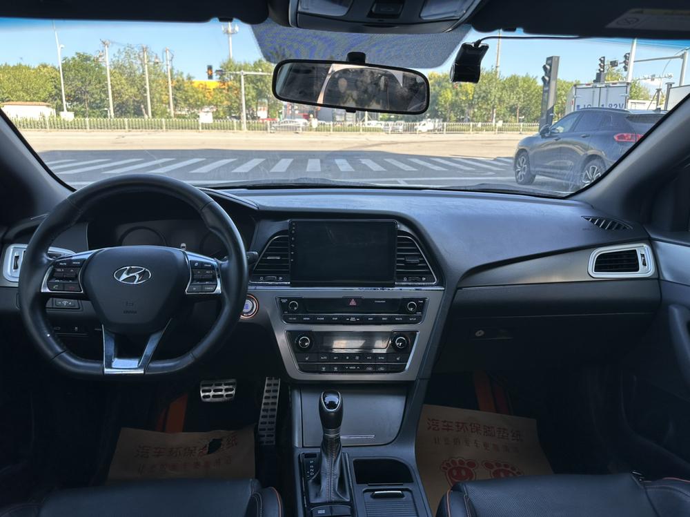 Hyundai Sonata LF