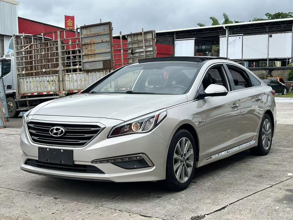 Hyundai Sonata LF