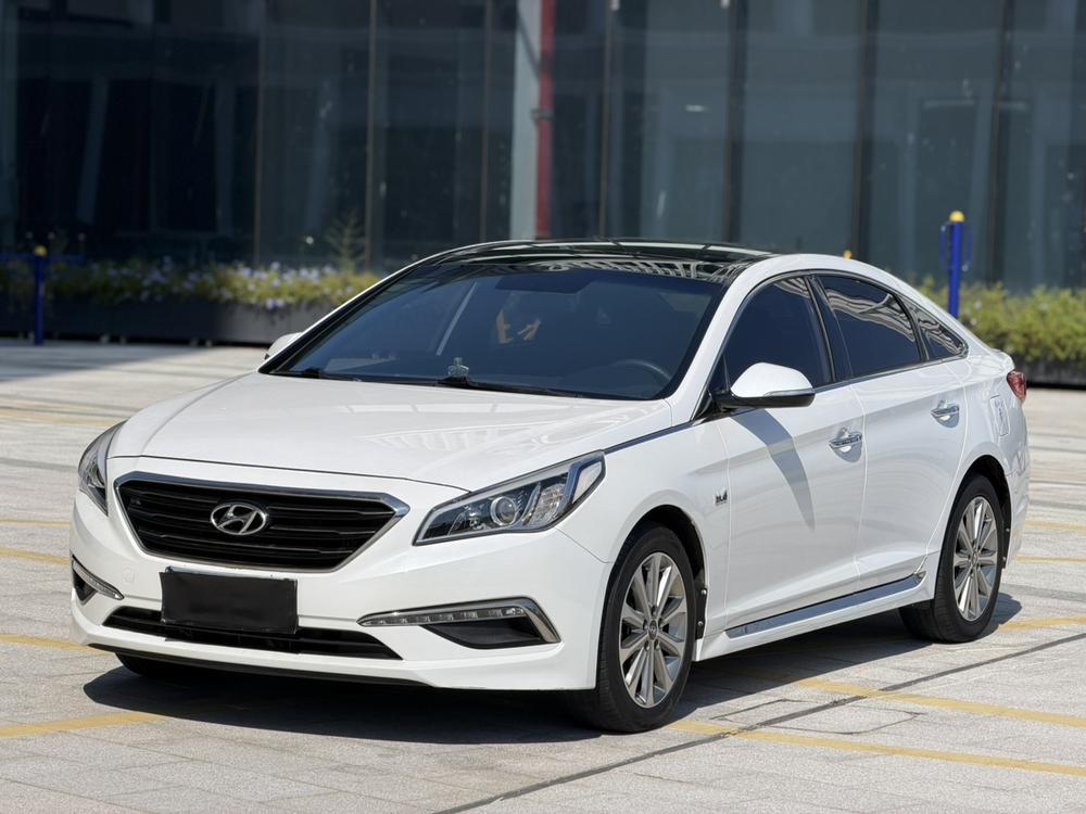 Hyundai Sonata LF