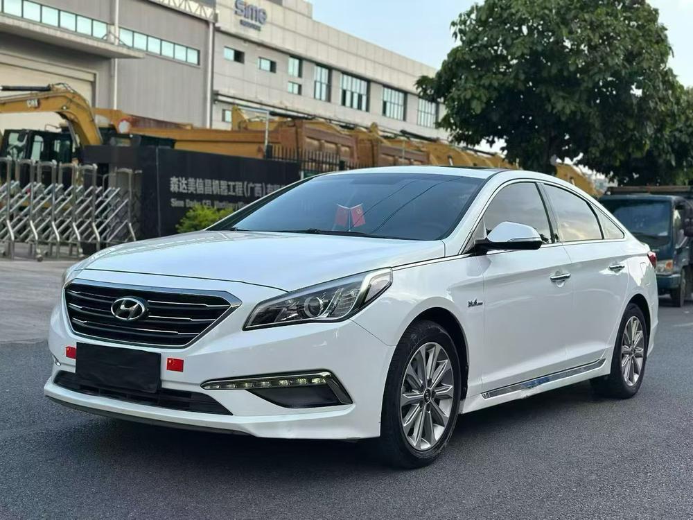 Hyundai Sonata LF