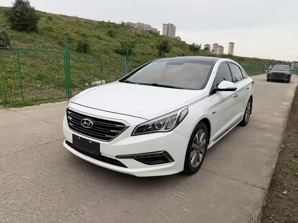 Hyundai Sonata LF