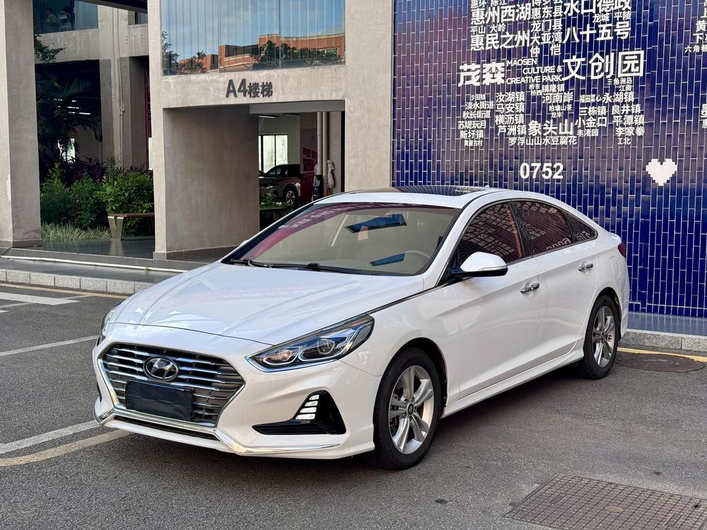 Hyundai Sonata LF