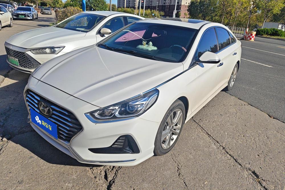 Hyundai Sonata LF