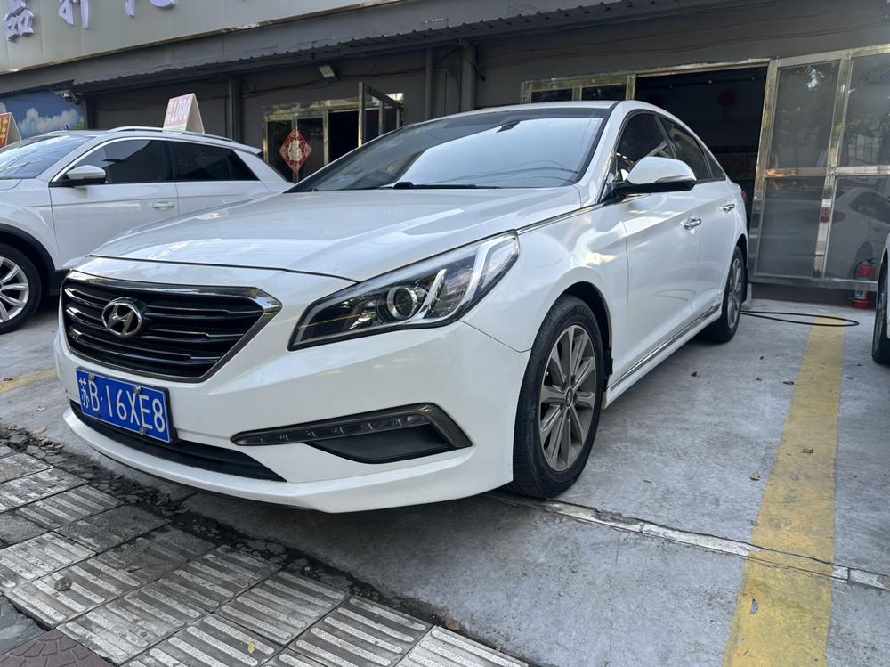 Hyundai Sonata LF