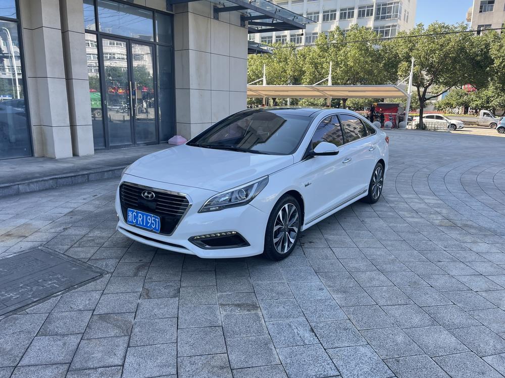 Hyundai Sonata LF