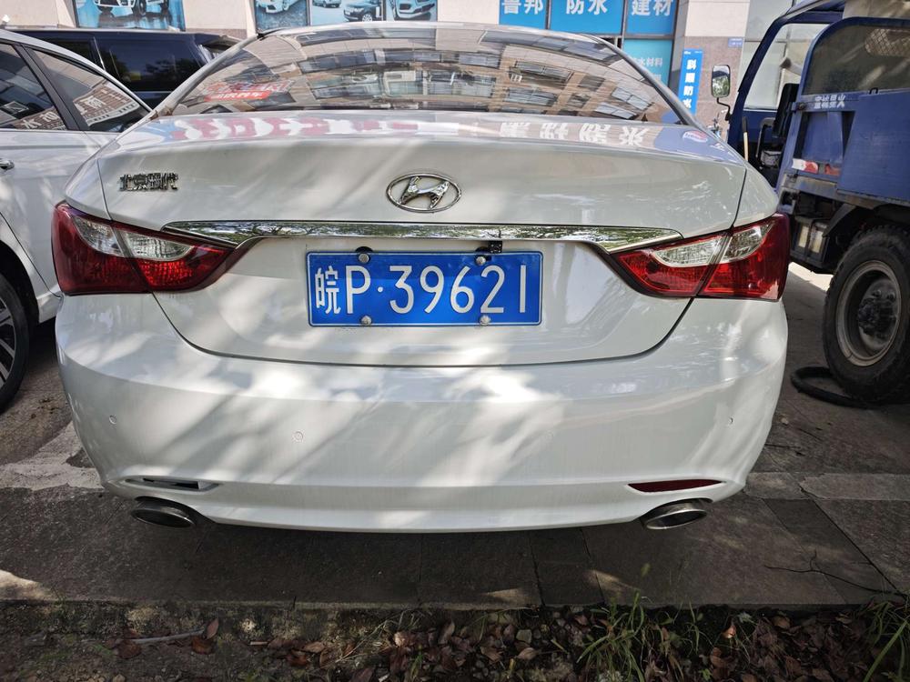 Hyundai Sonata YF