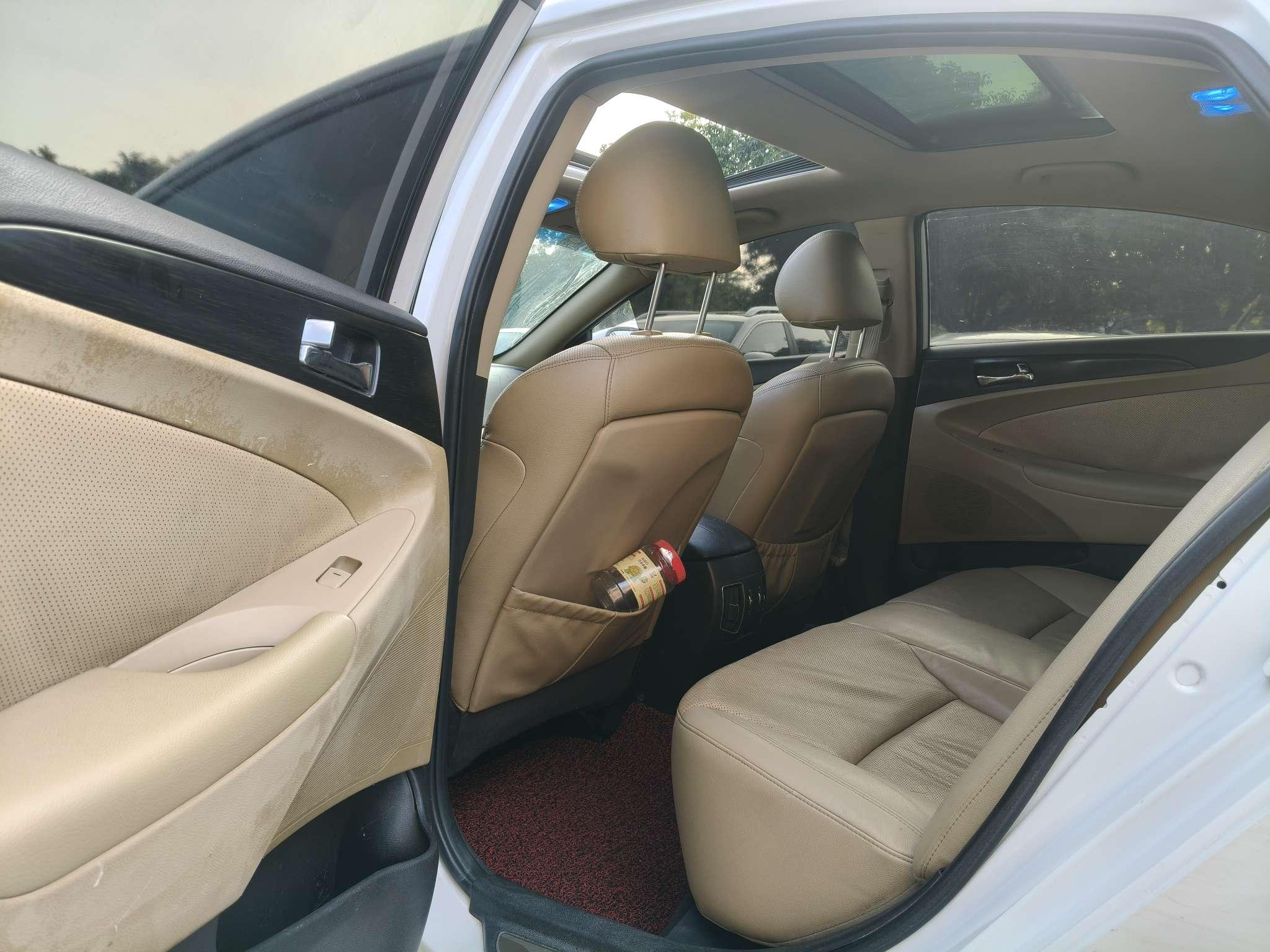 Hyundai Sonata YF
