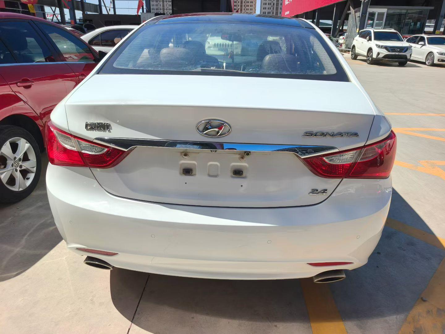 Hyundai Sonata YF